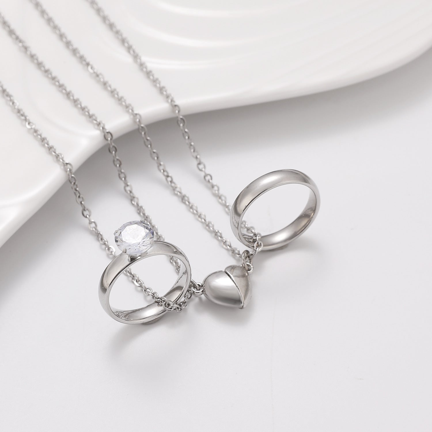 Couple'S Heart-Shaped Magnetic Jewelry Set